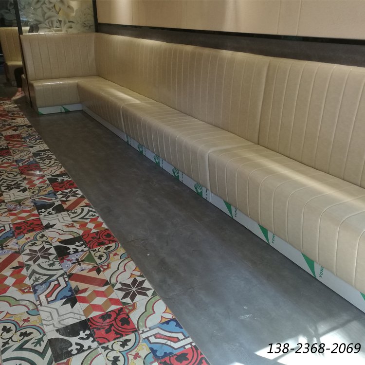 茶餐廳靠墻卡座沙發(fā)，定制餐廳皮革沙發(fā)，餐廳